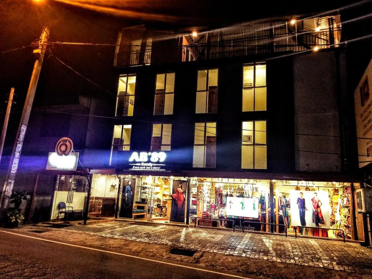 Queens Mount 康提